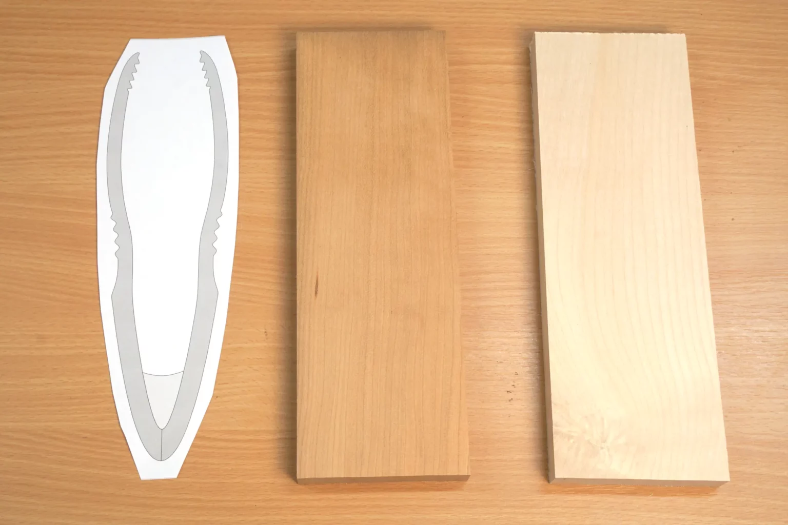 15-01-zange-aus-massivholz-kueche-laubsaege-dekupiersaege-vorlage-drucken-zuschneiden-massivholz-bereitlegen