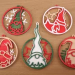 29-titel-02-gnome-feiern-weihnachten-deko-laubsaege-dekupiersaege-vorlage