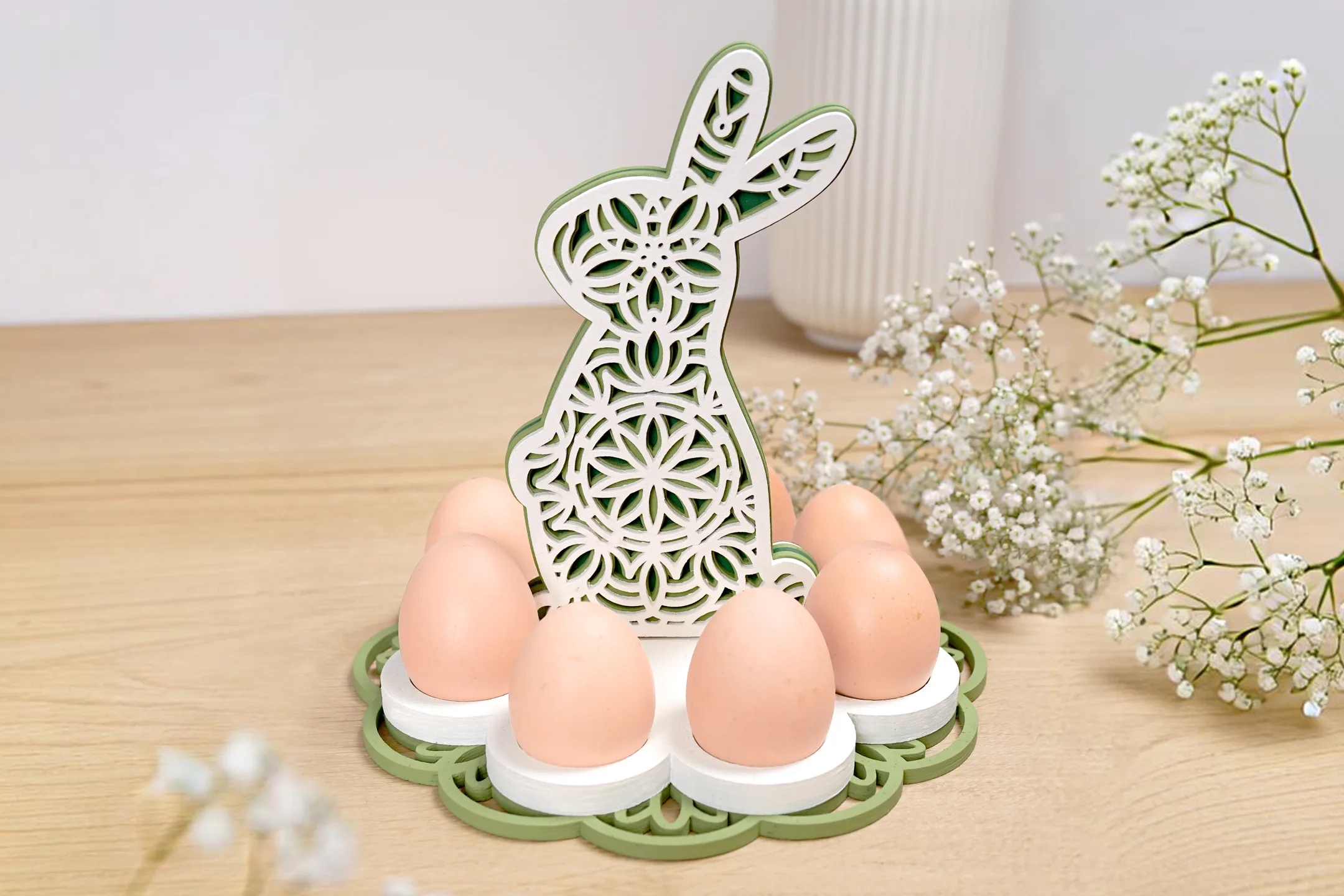 eierhalter-osterhase-deko-titel-laubsaege-dekupiersaege-vorlage