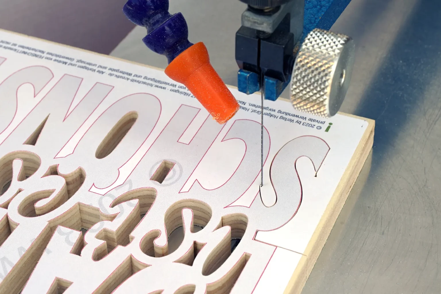 36-06-daheim-ist-es-am-schoensten-schriftzug-deko-laubsaege-dekupiersaege-vorlage-aussenkonturen-saegen