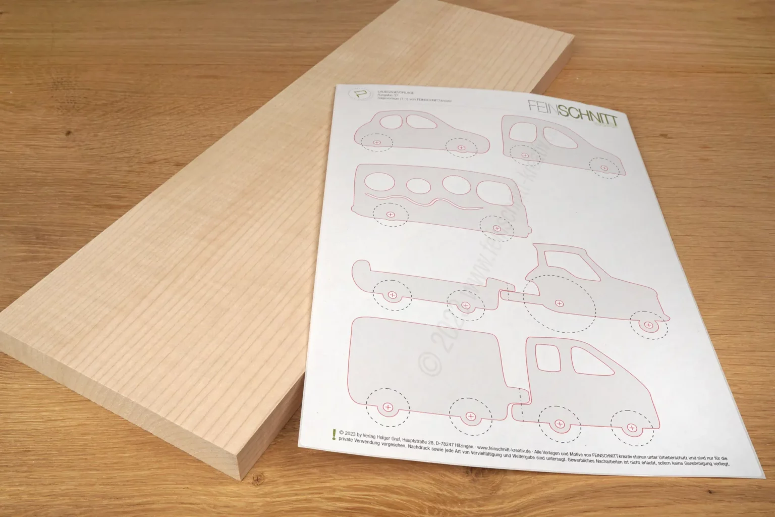 37-01-spielzeugautos-kinder-laubsaege-dekupiersaege-vorlage-vorlagenpapier-ausdrucken-massivholz-zurechtlegen