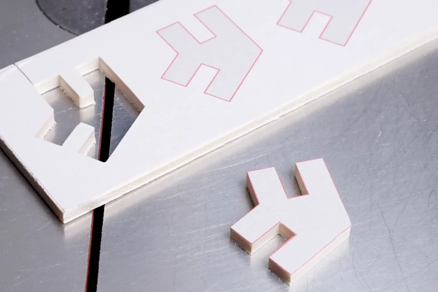 37-06-haeuserallee-deko-advent-laubsaege-dekupiersaege-vorlage-steckelemente-aussaegen-sperrholz