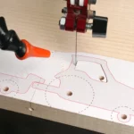 37-07-spielzeugautos-kinder-laubsaege-dekupiersaege-vorlage-platte-zurechtsaegen-innenkonturen-saegen