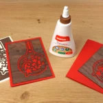 37-10-festliche-weihnachtskarten-laubsaege-dekupiersaege-vorlage-leim-motiv-auf-karte-kleben-beschweren