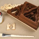 37-17-adventstreppe-deko-laubsaege-dekupiersaege-vorlage-oberflaechenbehandlung-holzoel-natur-pinsel