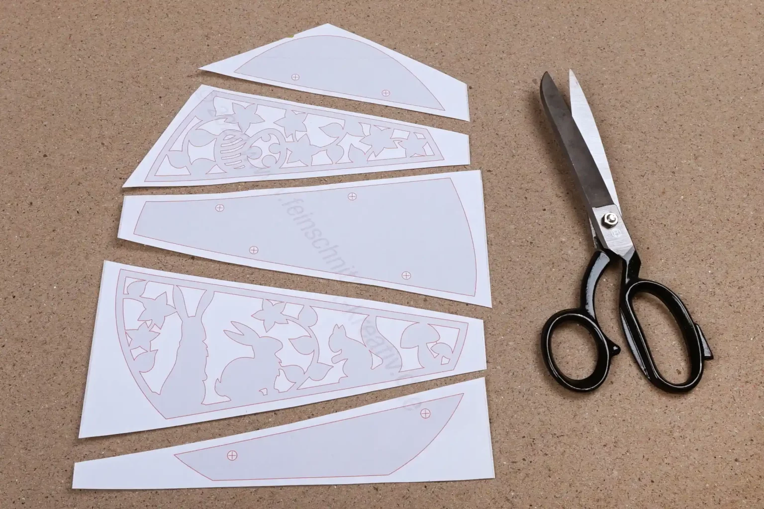 34-02-gebundene-ostereier-deko-laubsaege-dekupiersaege-vorlage-vorlagenpapier-zuschneiden