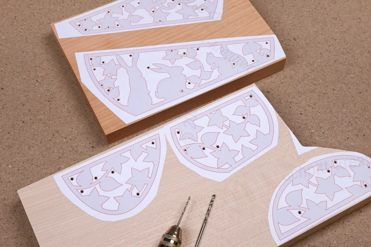 34-04-gebundene-ostereier-deko-laubsaege-dekupiersaege-vorlage-saegeblattdurchfuehrungen-bohren-massivholz-ahorn-kirschbaum