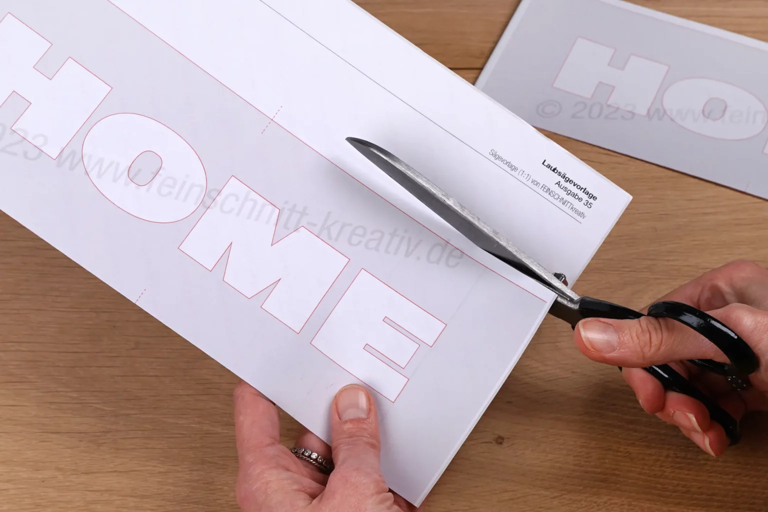 35-04-schriftzug-home-deko--laubsaege-dekupiersaege-vorlage-vorlagenpapier-zuschneiden