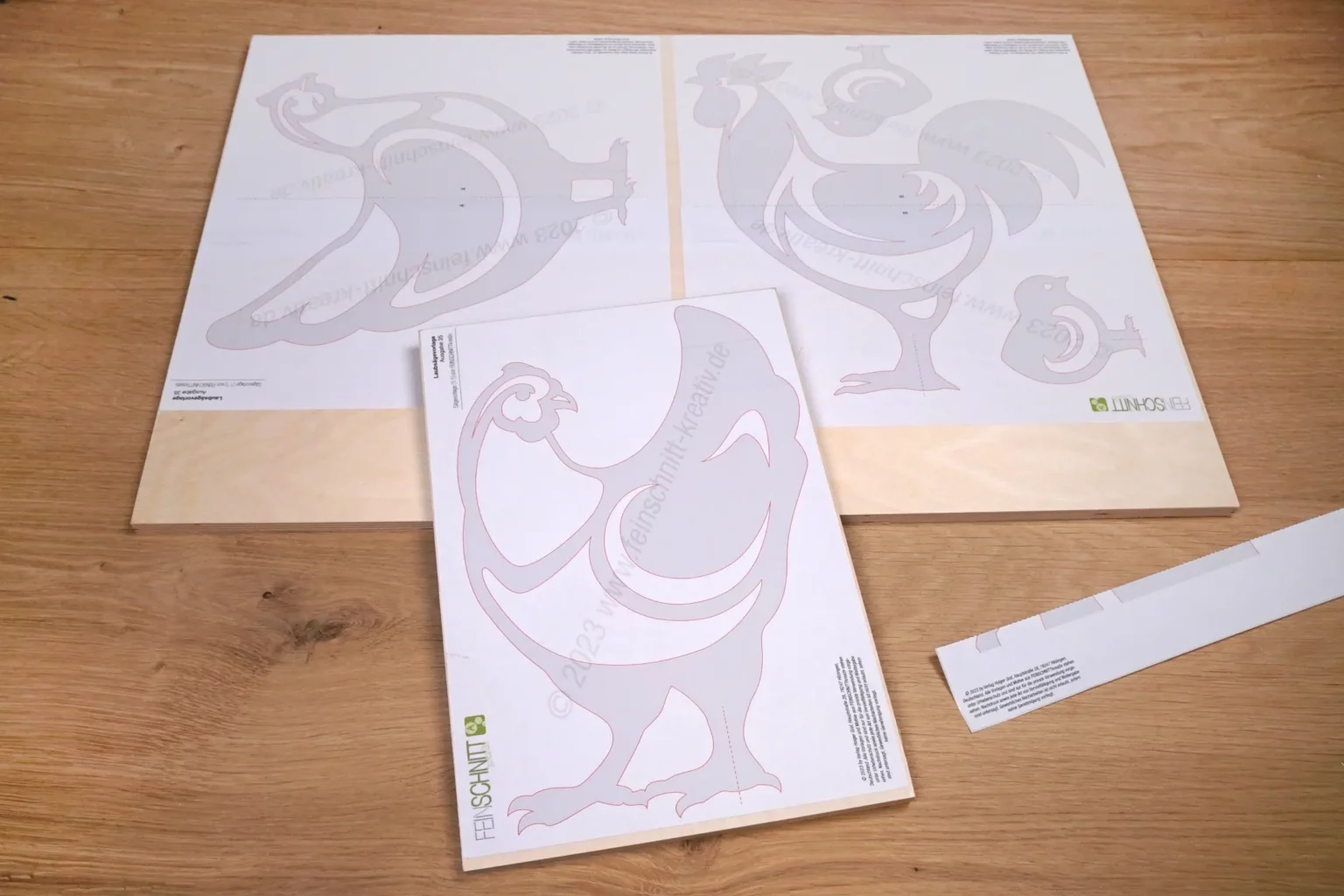 35-05-huehnerfamilie-gardendeko-laubsaege-dekupiersaege-vorlage-vorlagenpapier-aufkleben-restliche-figuren