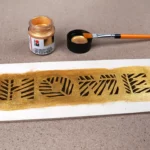 35-12-schriftzug-home-deko--laubsaege-dekupiersaege-vorlage-mittelschicht-bemalen-durchsicht-colorado-effektfarbe-gold