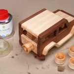 35-30-gelaendewagen-spielzeug--laubsaege-dekupiersaege-vorlage-oberflachenbehandlung-oel-wachs-pinsel-lappen