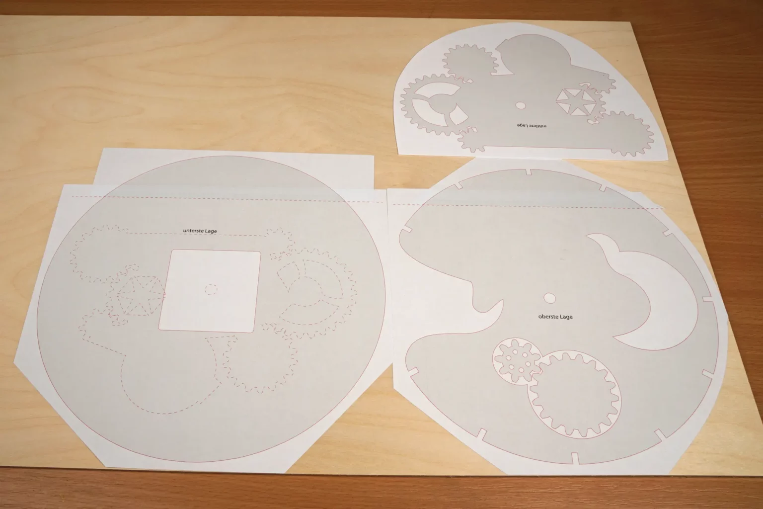 24-01-steampunk-uhr-deko-laubsaege-dekupiersaege-vorlage-kopieren-ausdrucken-vorlagenpapier-selbstkelbend-aufkleben-sperrholz