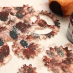 24-06b-steampunk-uhr-deko-laubsaege-dekupiersaege-vorlage-zahnraeder-mit-schwamm-braun-betupfen