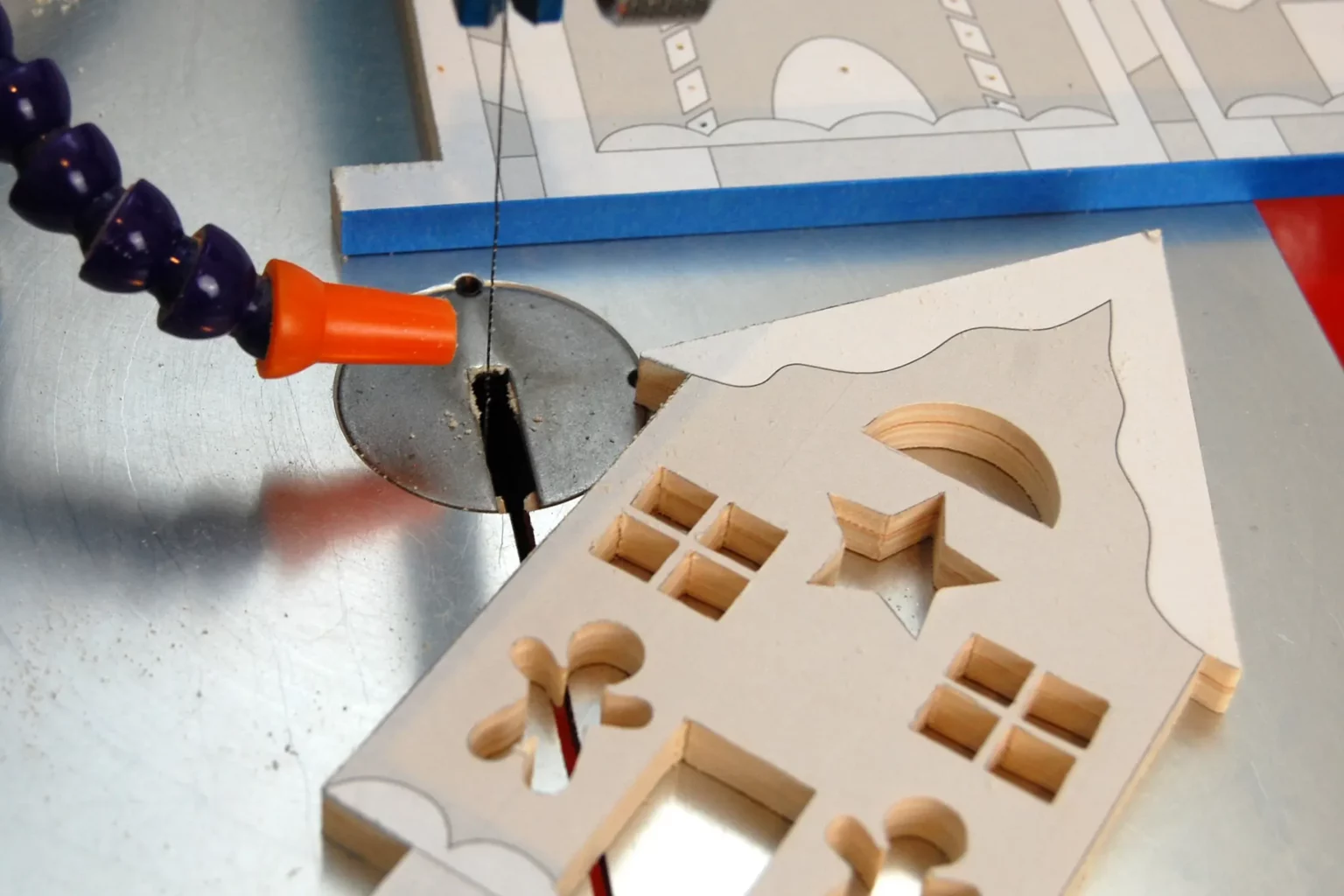 25-05-lebkuchen-und-zuckerguss-deko-laubsaege-dekupiersaege-vorlage-aussenkontur-saegen