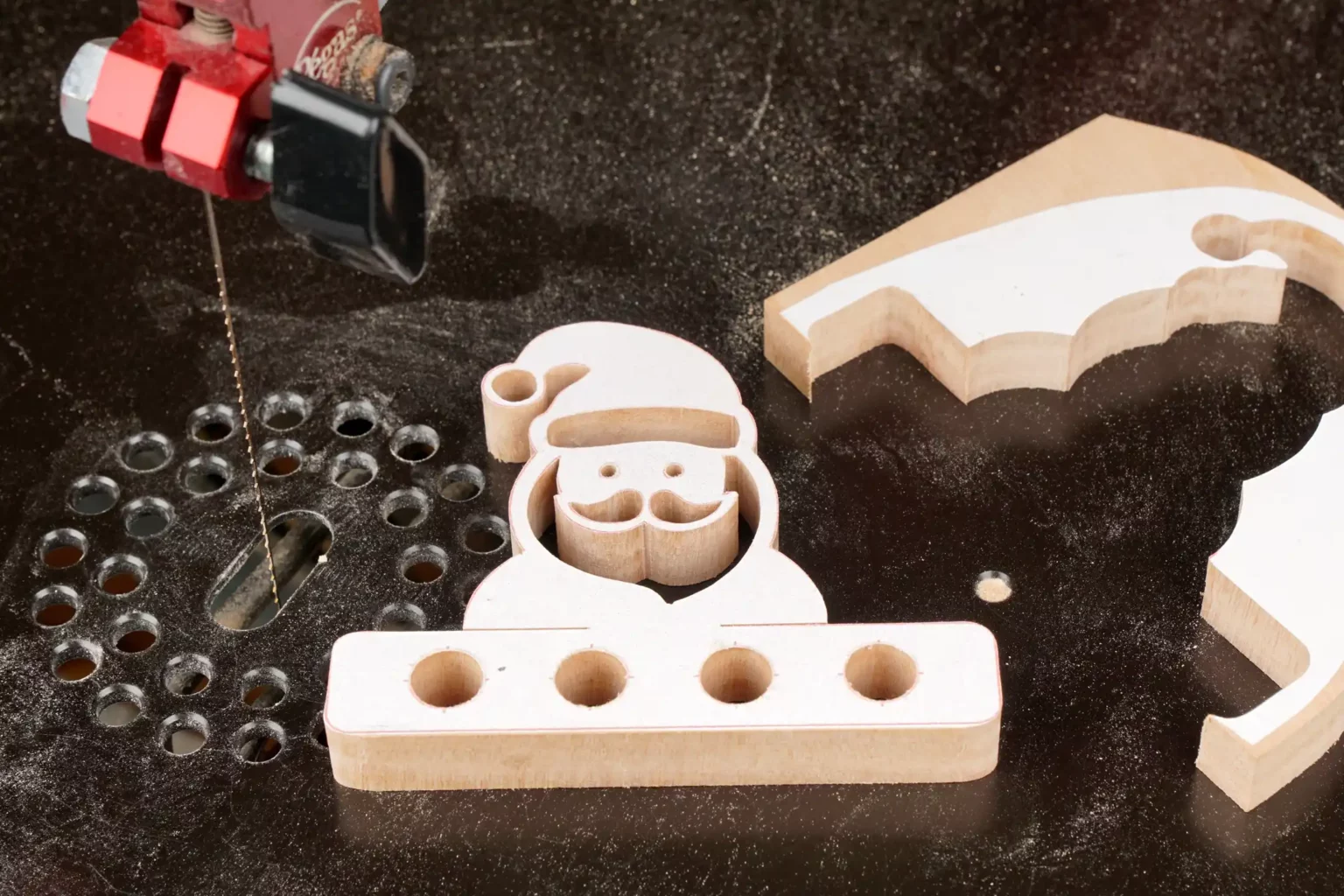 25-05-weihnachtsgeld-geschenk-laubsaege-dekupiersaege-vorlage-aussenkontur-saegen