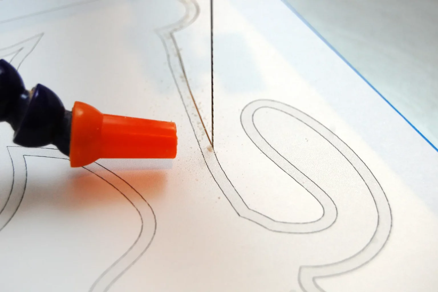 26-02a-blumenboten-oster-deko-laubsaege-dekupiersaege-vorlage-aussenkontur-saegen