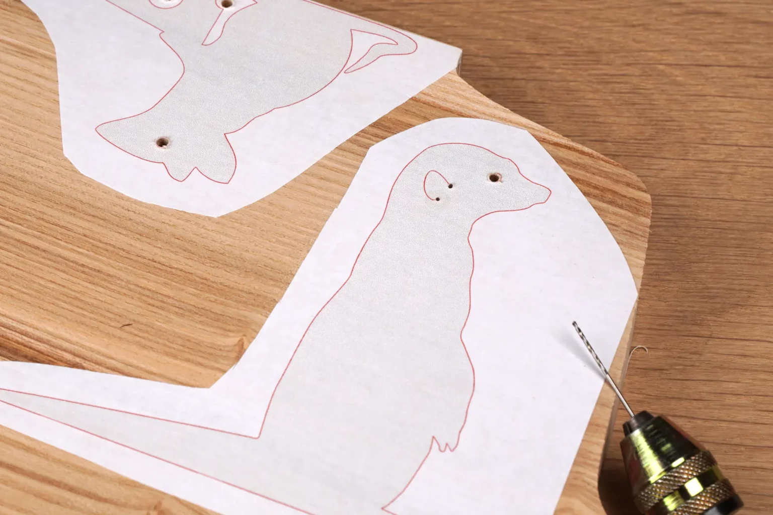 27-02-tuerstopper-deko-laubsaege-dekupiersaege-vorlage-saegeblattdurchfuehrungen-augen-loecher-bohren