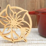 28-titel-02-topfuntersetzer-im-alpenstil-laubsaege-dekupiersaege-vorlage