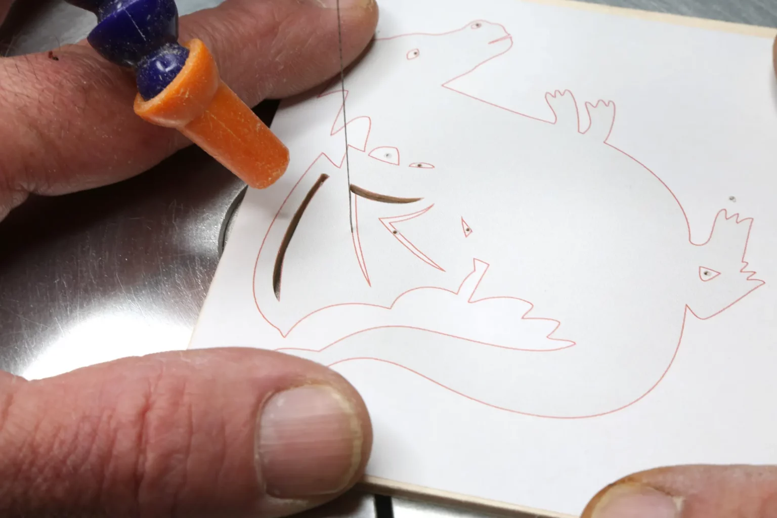 29-03-schattentheater-spielzeug-laubsaege-dekupiersaege-vorlage-saegeblattdurchfuehrungen-bohren-innenschnitte-saegen