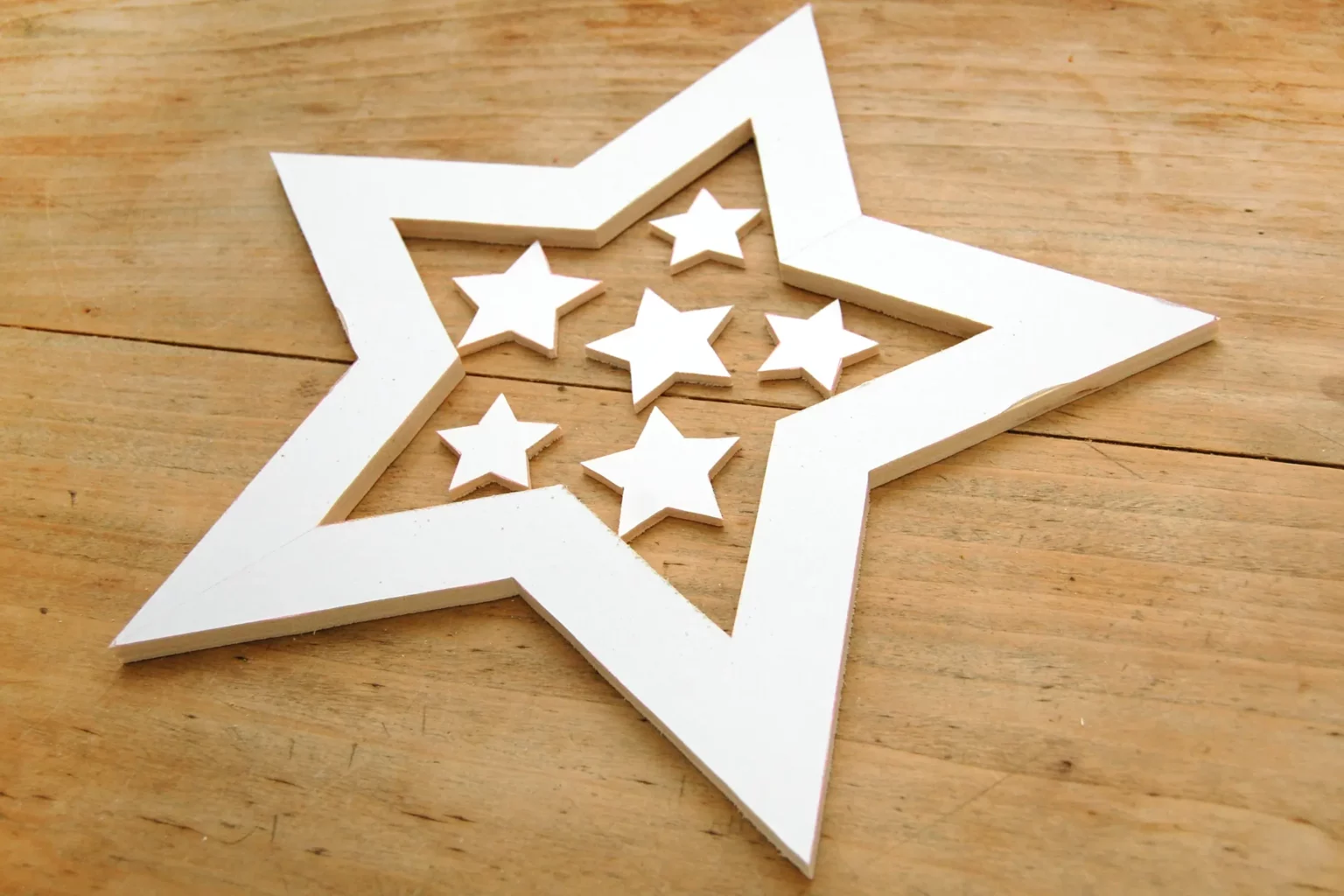 29-04-engelschar-deko-weihnachten-laubsaege-dekupiersaege-vorlage-sterne-aussaegen