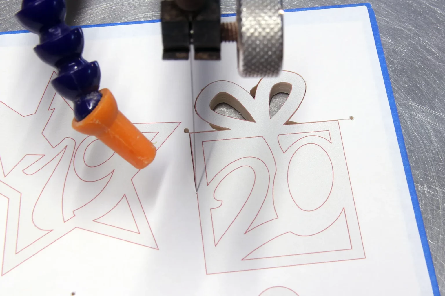 29-06-adventskalender-zahlen-laubsaege-dekupiersaege-vorlage-aussenkonturen-saegen