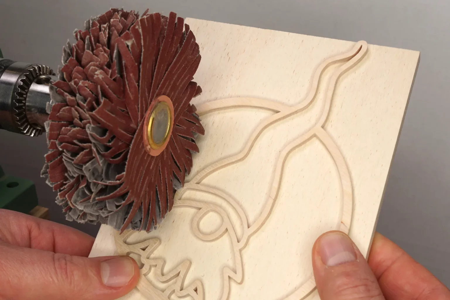 29-06-gnome-feiern-weihnachten-deko-laubsaege-dekupiersaege-vorlage-teile-verputzen-schleifen-schleifstern