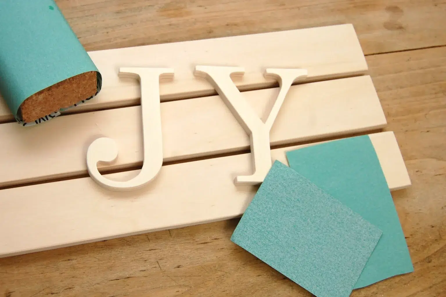 29-1-03-lebkuchen-freude-weihnachten-deko-laubsaege-dekupiersaege-vorlage-elementen-aussaegen-werkstuecke-verputzen-schleifen-schleifpapier