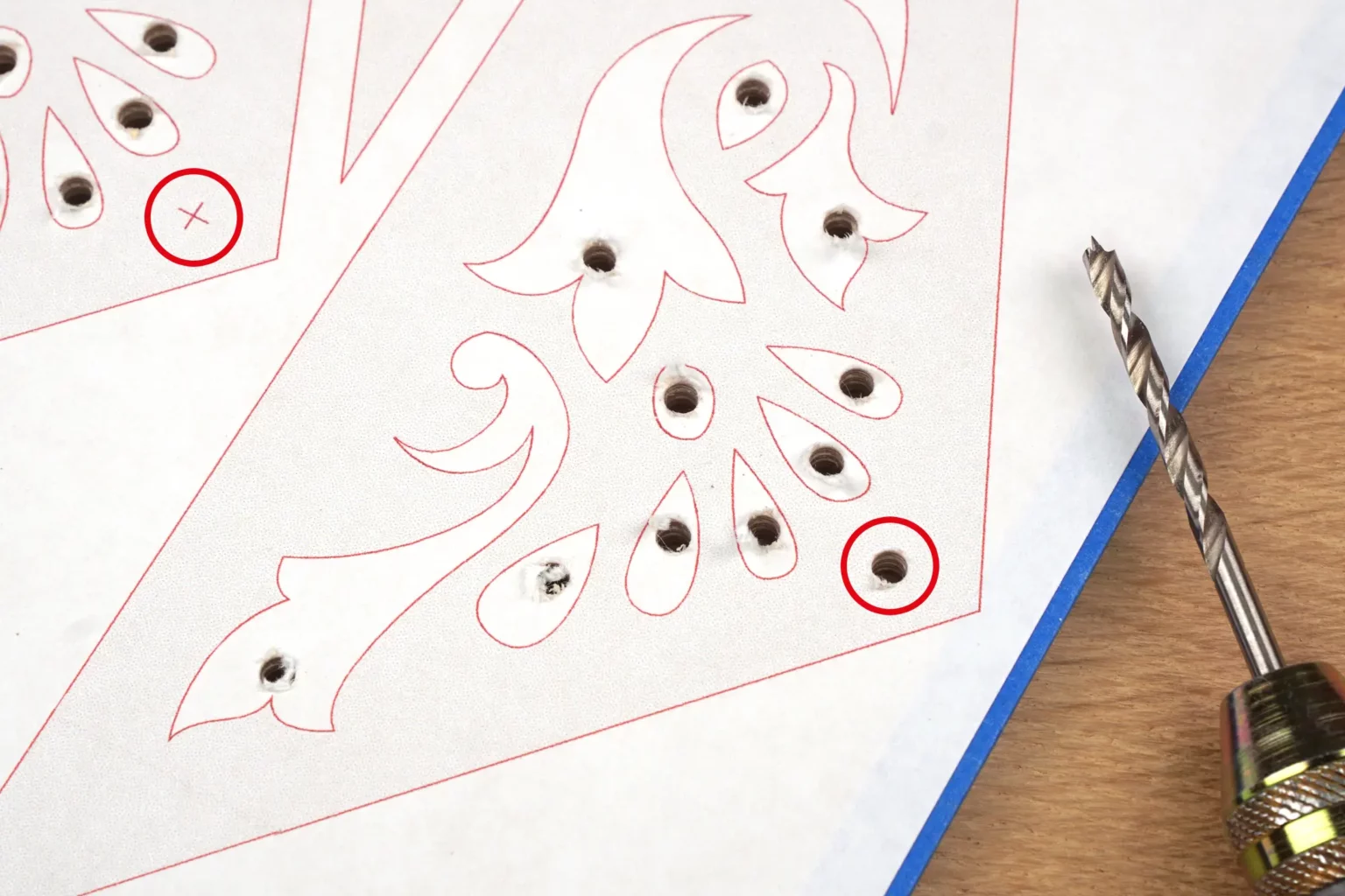 29-1-03-weihnachtsstern-deko-laubsaege-dekupiersaege-vorlage-nur ein-loch-fuer-aufhaengung-bohren