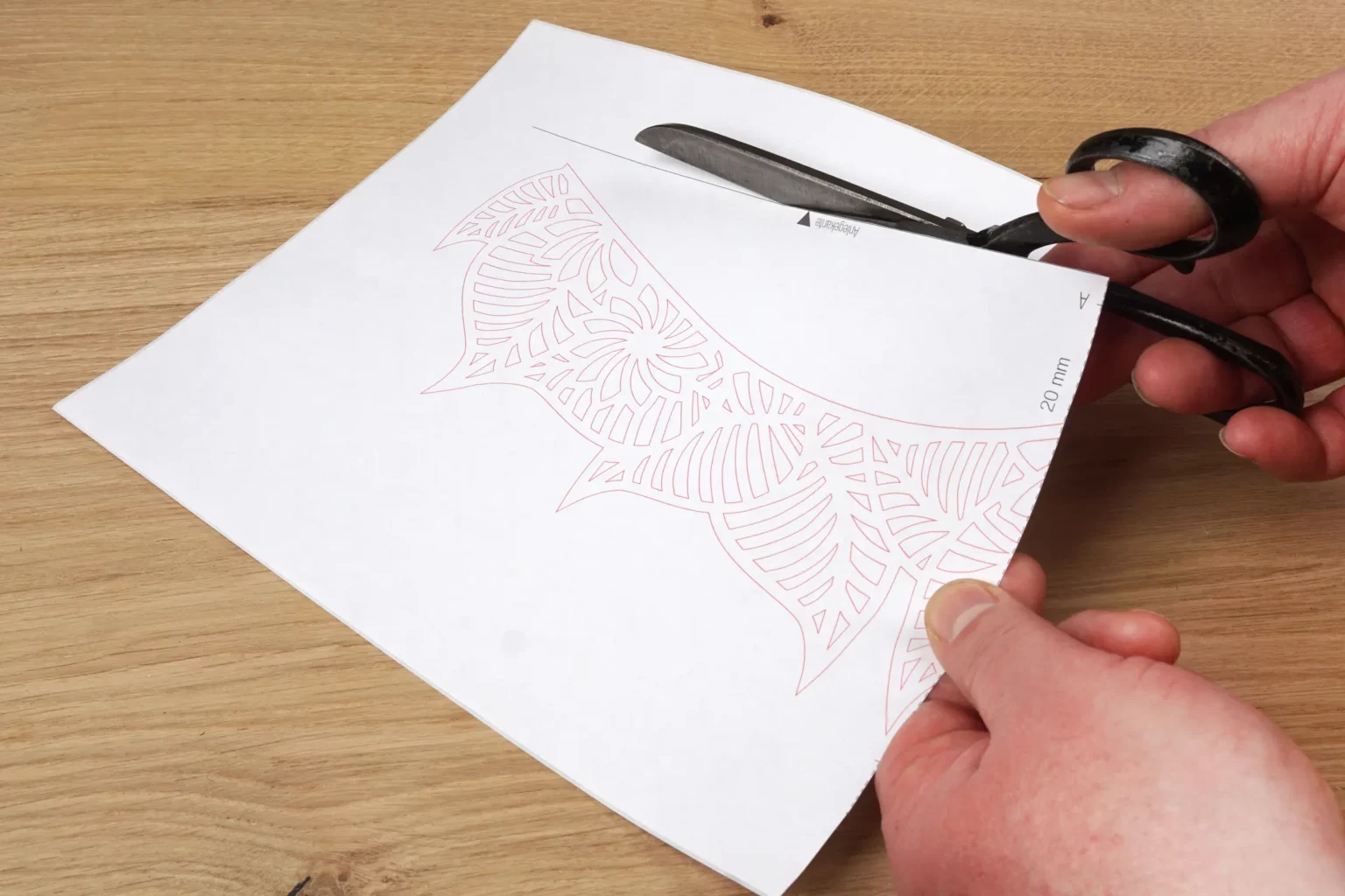 30-03-moosstele-deko-laubsaege-dekupiersaege-vorlage-vorlagenpapier-zuschneiden-gestrichelte-linie