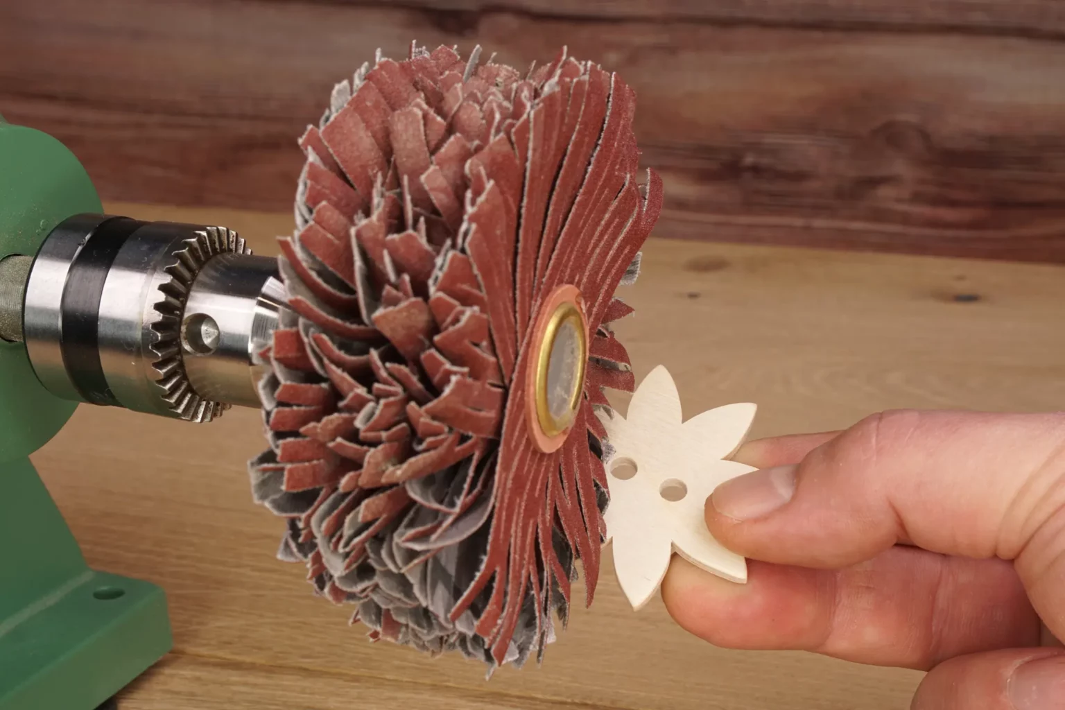 30-05-serviettenringe-deko-laubsaege-dekupiersaege-vorlage-blumenmotive-verputzen-schleifen-schleifstern