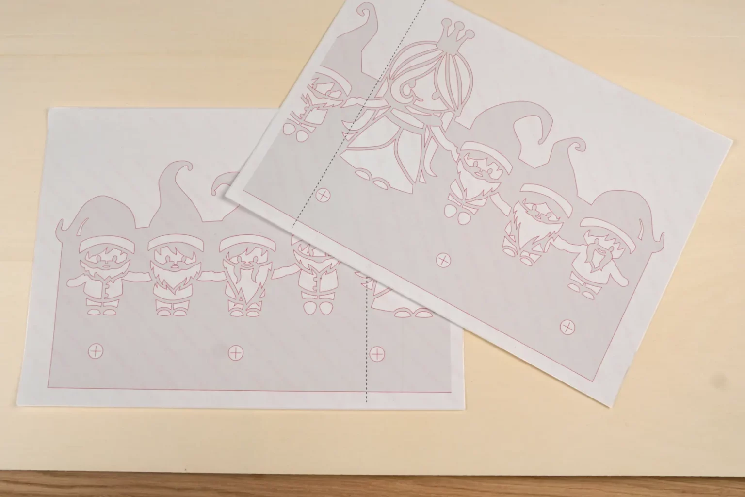 31-01-schneewittchen-garderobe-kinder-laubsaege-dekupiersaege-vorlage-kopieren-ausdrucken-vorlagenpapier-selbstklebend-8-mm-sperrholz