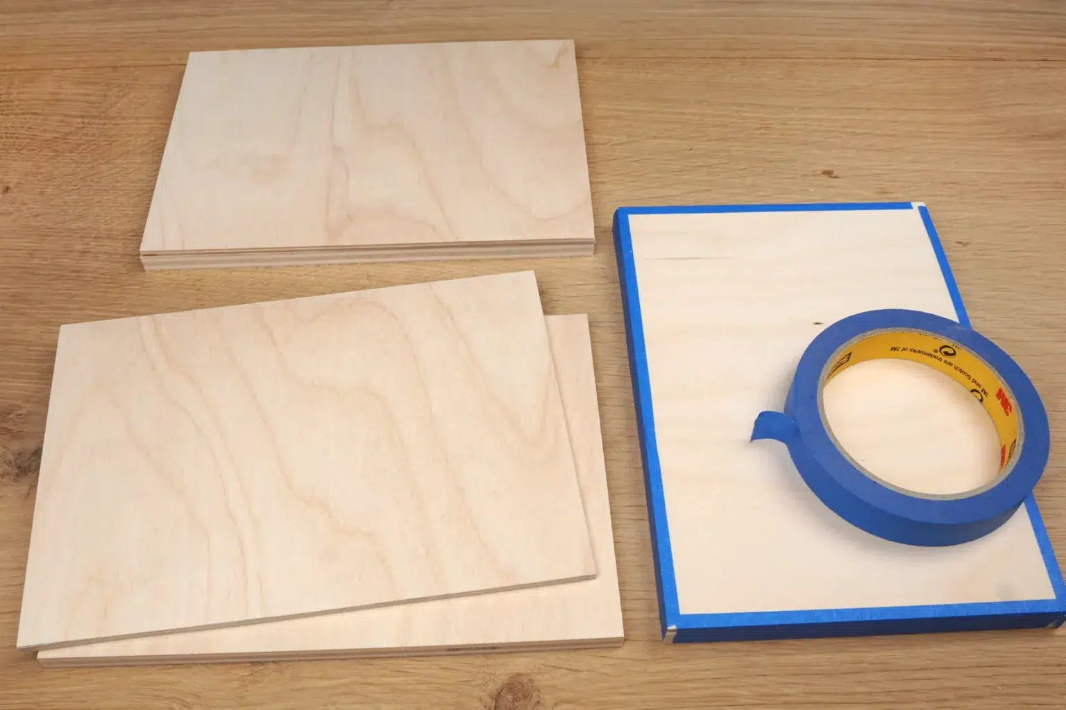 32-05-bling-bling-totenkoepfe-halloween-laubsaege-dekupiersaege-vorlage-stapel-sperrholz-blue-tape-4mm-10-mm