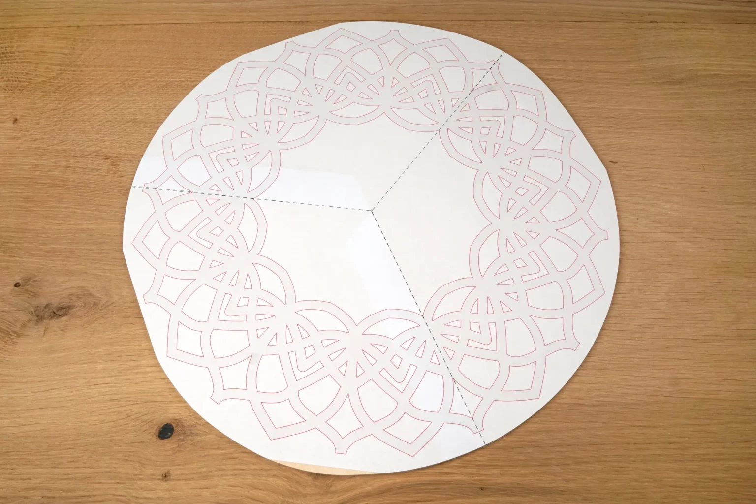 32-05-edler-wandspiegel-deko-laubsaege-dekupiersaege-vorlage-sperrholzplatte-grob-zusaegen