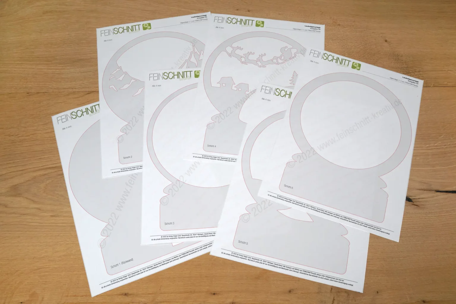 33-01-santas-sleigh-weihnachten-laubsaege-dekupiersaege-vorlage-vorlagenpapier-ausdrucken-kopieren-selbstklebend