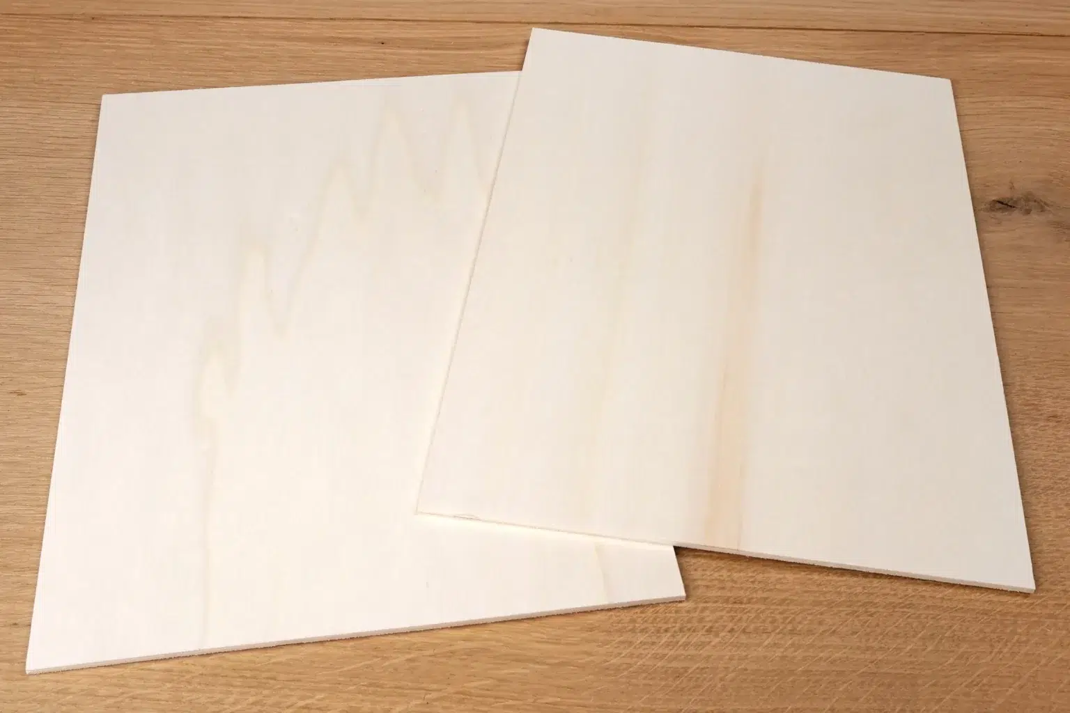 34-02-pastellige-osterhaenger-deko-laubsaege-dekupiersaege-vorlage-3-mm-sperrholz