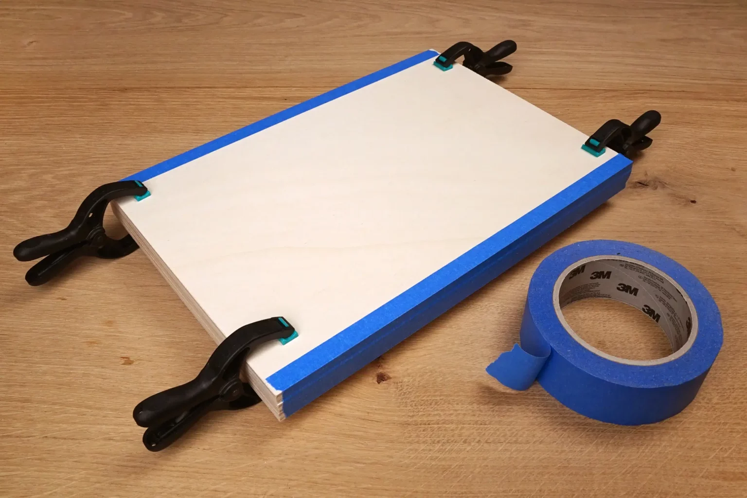 34-02-segmentschale-deko-laubsaege-dekupiersaege-vorlage-8-mm-sperrholz-drei-platten-buendig-stapel-blue-tape