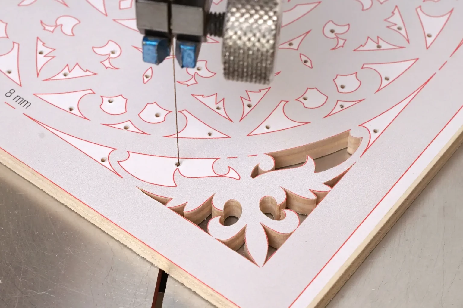 34-03-deko-ornament-laubsaege-dekupiersaege-vorlage-innenschnitte-saegen