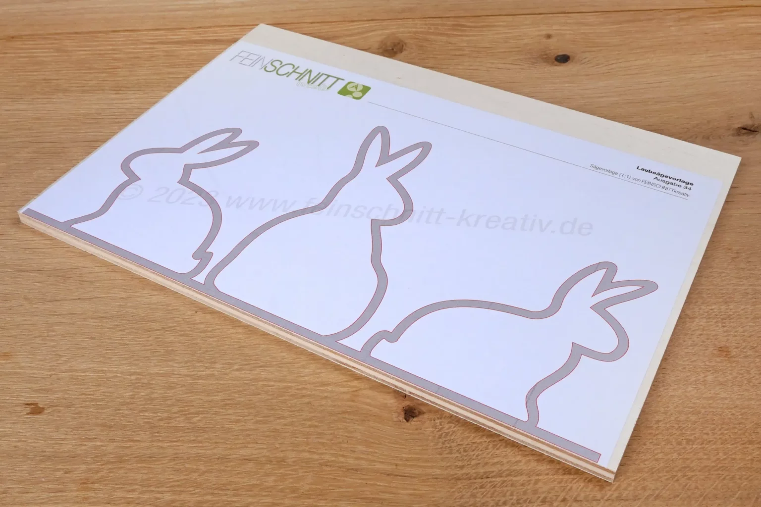 34-03-osterwiese-deko-laubsaege-dekupiersaege-vorlage-vorlagenpapier-aufkleben-buendig-untere-kante-8-mm-sperrholz