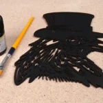 36-06-stattlicher-rabe-wandbild-laubsaege-dekupiersaege-vorlage-holzlasur-auftragen