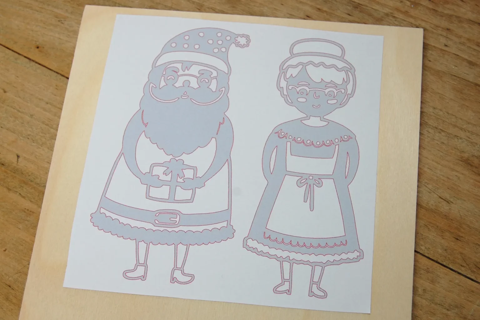 21-01-mr-and-mrs-santa-deko-wandbild-laubsaege-dekupiersaege-vorlage-drucken-vorlagenpapier-aufkleben-sperrholz
