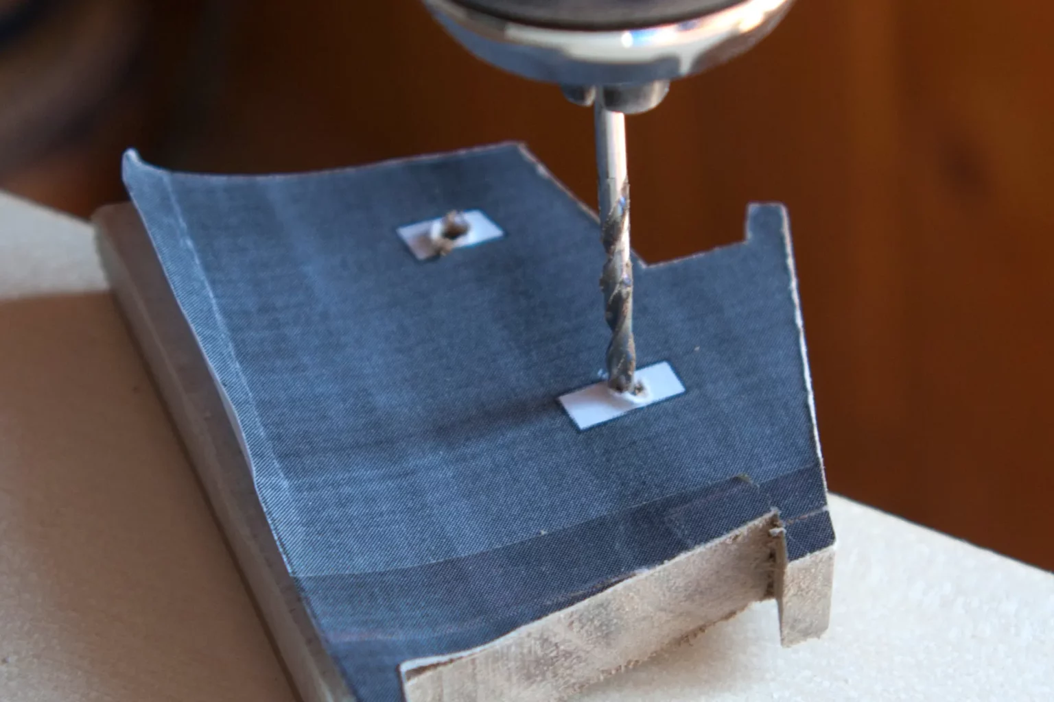 21-02-adventsweg-deko-laubsaege-dekupiersaege-vorlage-saegeablattdurchfuehrungen-bohren