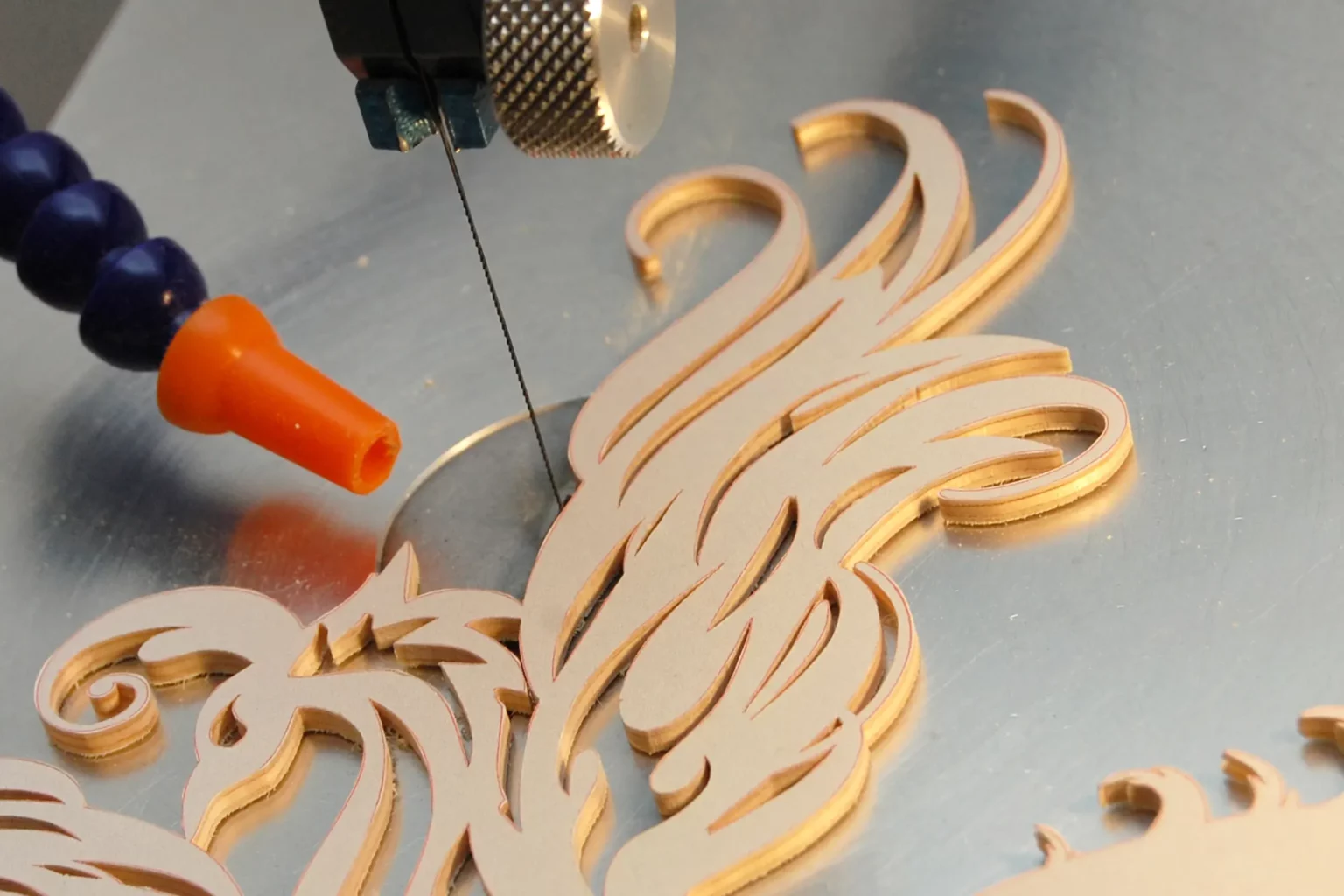 22-03-phoenix-aus-der-asche-deko-laubsaege-dekupiersaege-vorlage-innenschnitte-aussenkontur-saegen