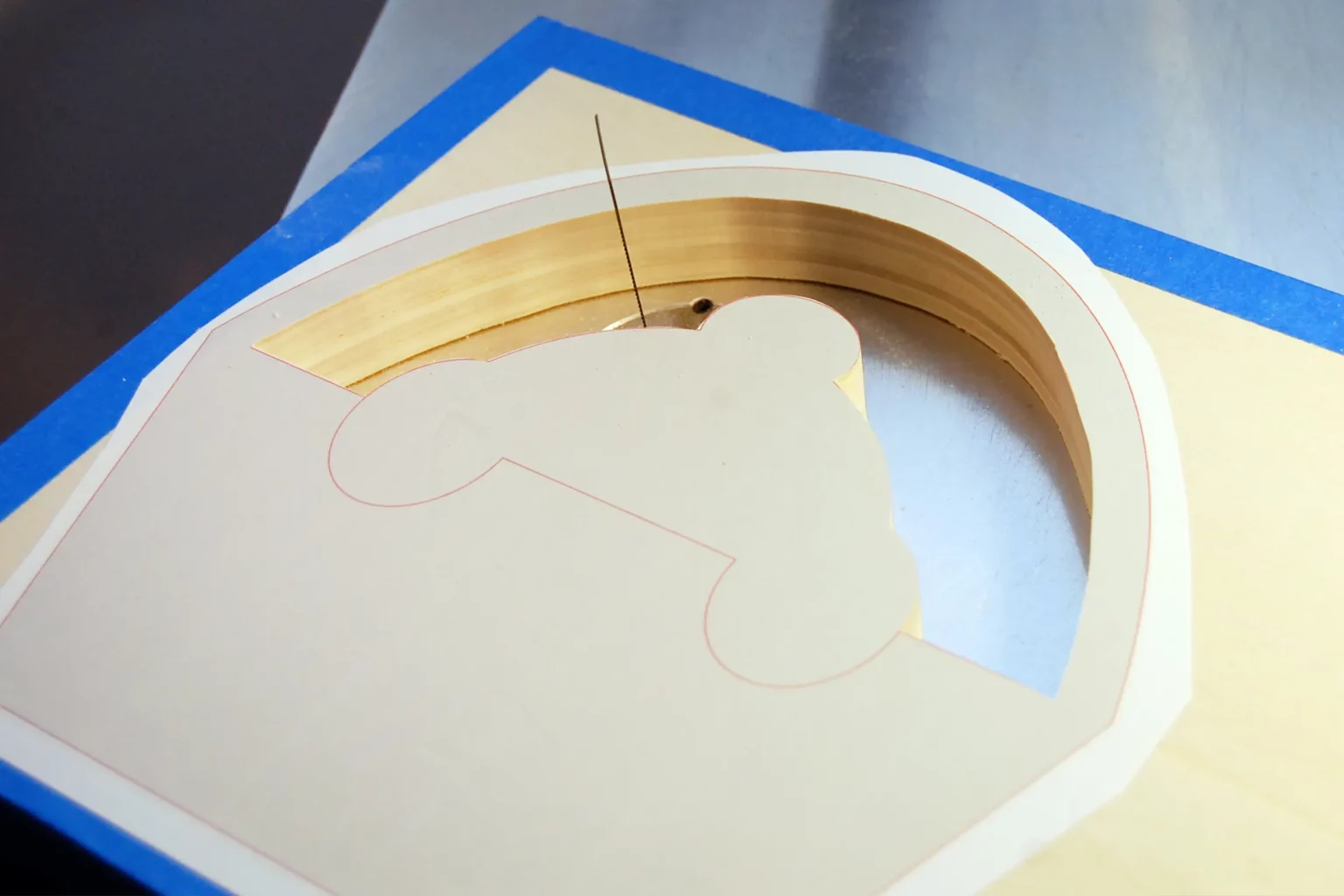 22-04-hasenversteck-ostern-laubsaege-dekupiersaege-vorlage-innenschnitte-saegen