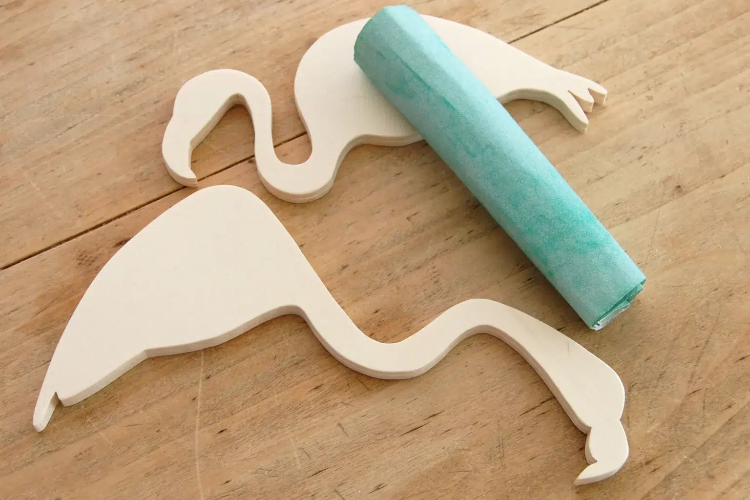 23-02-flamingo-sommer-deko-laubsaege-dekupiersaege-vorlage-schleifen-verputzen-schleifpapier