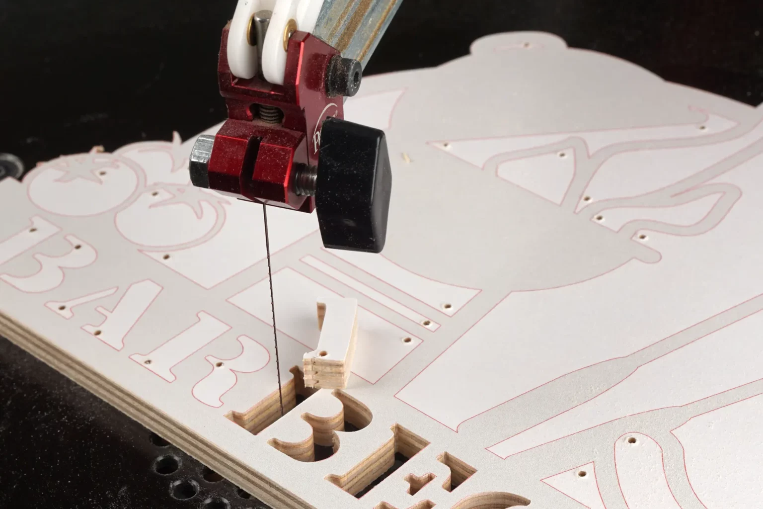 23-03-barbecue-deko-laubsaege-dekupiersaege-vorlage-innenschnitte-saegen