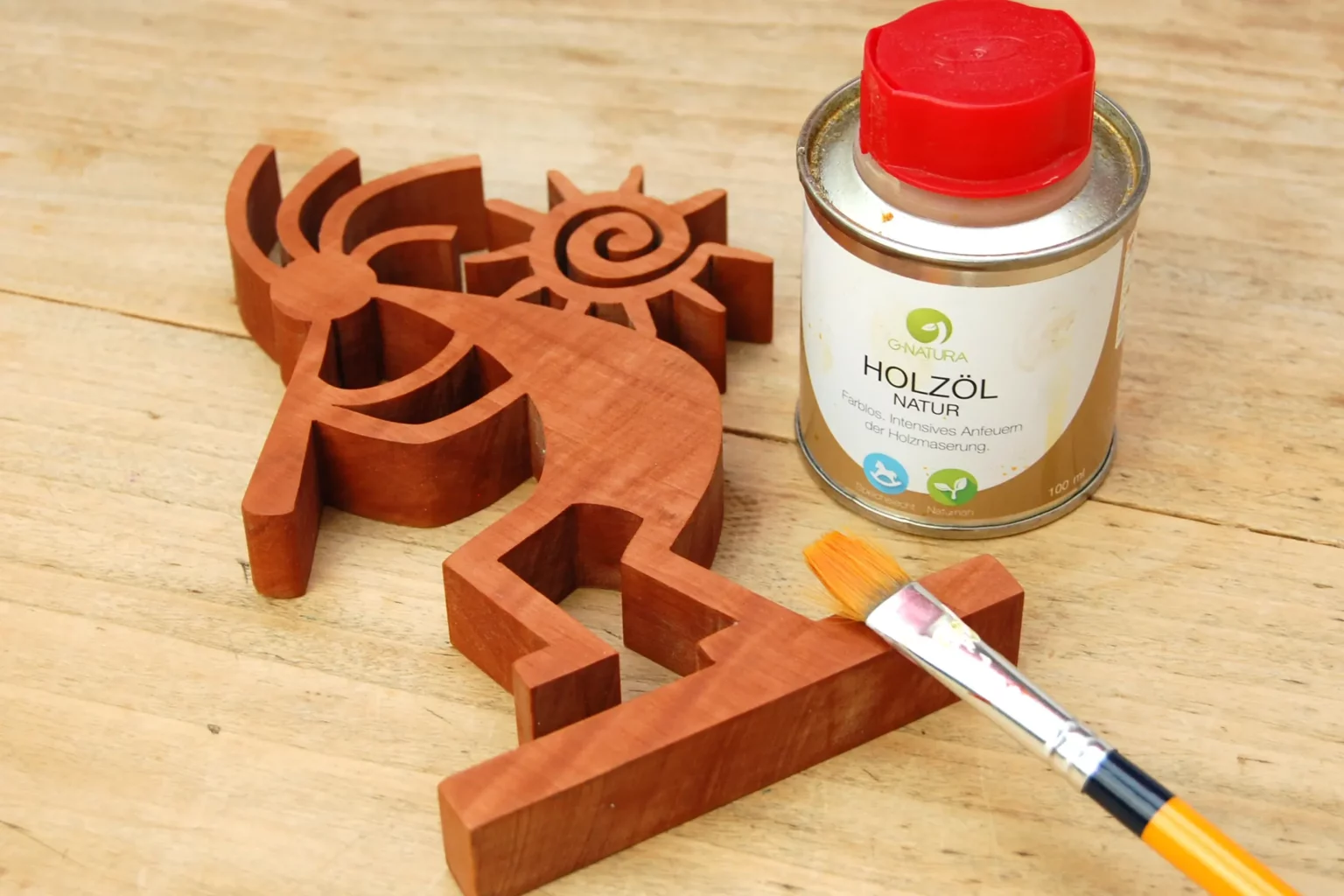 23-03-kokorpelli-figuren-deko-laubsaege-dekupiersaege-vorlage-oberflaechenbehandlung-holzoel-natur-auftragen