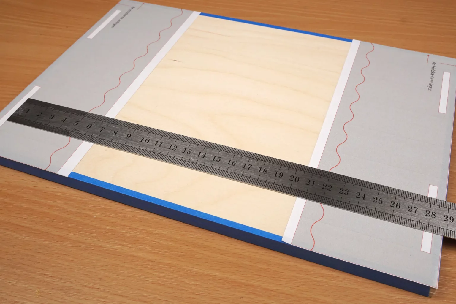 24-03-rettet-den-ozean-spielzeug-laubsaege-dekupiersaege-vorlage-umrandung-abstand-steckschlitze-kontrollieren