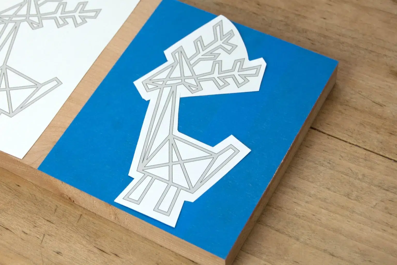 17-1b-03-origami-aus-holz-figuren-dekor-laubsaege-dekupiersaege-vorlage-aufkleben-blue-tape