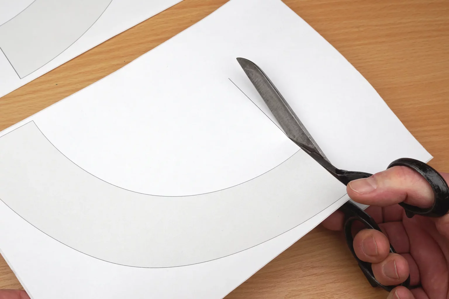 18-02-designschale-deko-laubsaege-dekupiersaege-vorlage-vorlagenpapier-zuschneiden