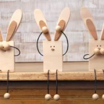 18-12-die-drei-weisen-hasen-osterdeko-laubsaege-dekupiersaege-vorlage-holzkugeln-aufstecken
